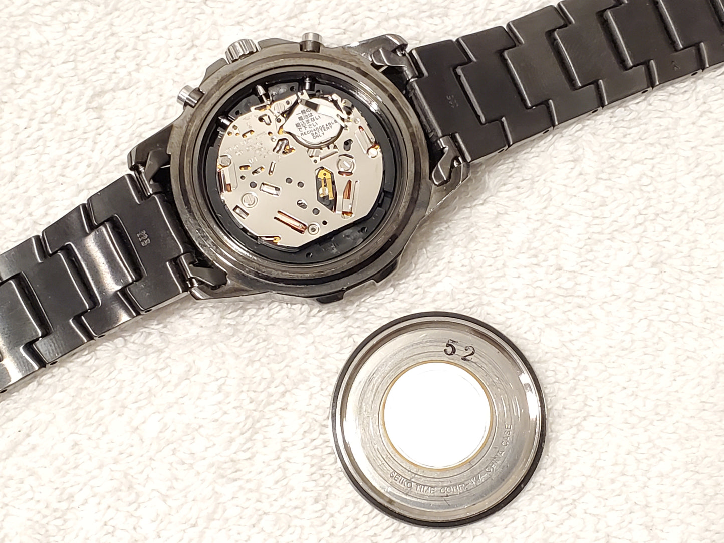 Vintage Seiko Solar Men's Chronograph Date Alarm Black Stainless Steel Watch