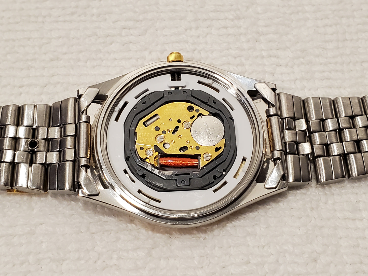 Vintage Citizen CQ Men's Day Date Watch Stainless Steel Gold Tone Presidential Fluted Bezel