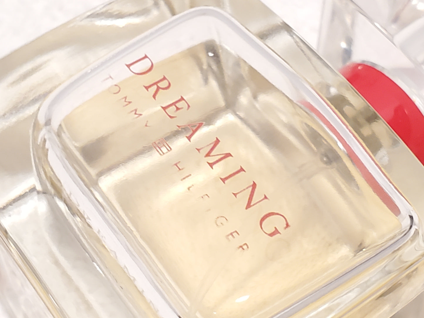 Dreaming Women's Perfume by Tommy Hilfiger 3.4 oz Bottle Eau De Parfum Spray