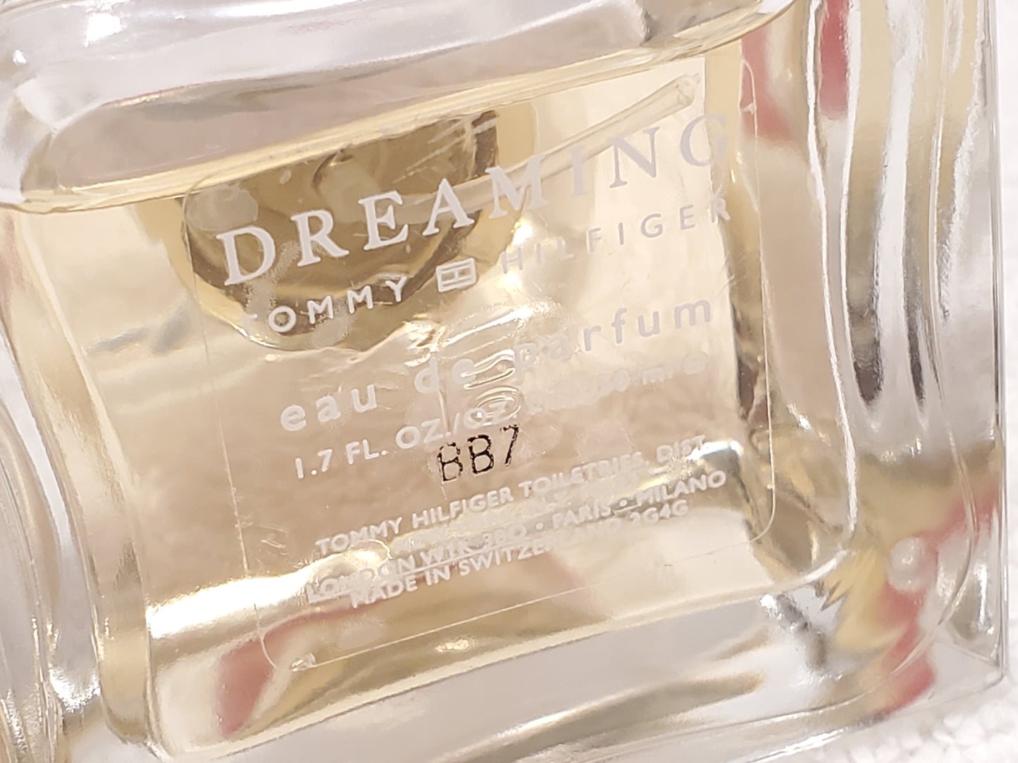 Dreaming Women's Perfume by Tommy Hilfiger 3.4 oz Bottle Eau De Parfum Spray