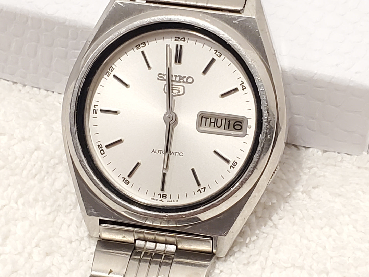 Vintage Seiko Men's Automatic Day Date Watch Stainless Steel Seventeen Jewels