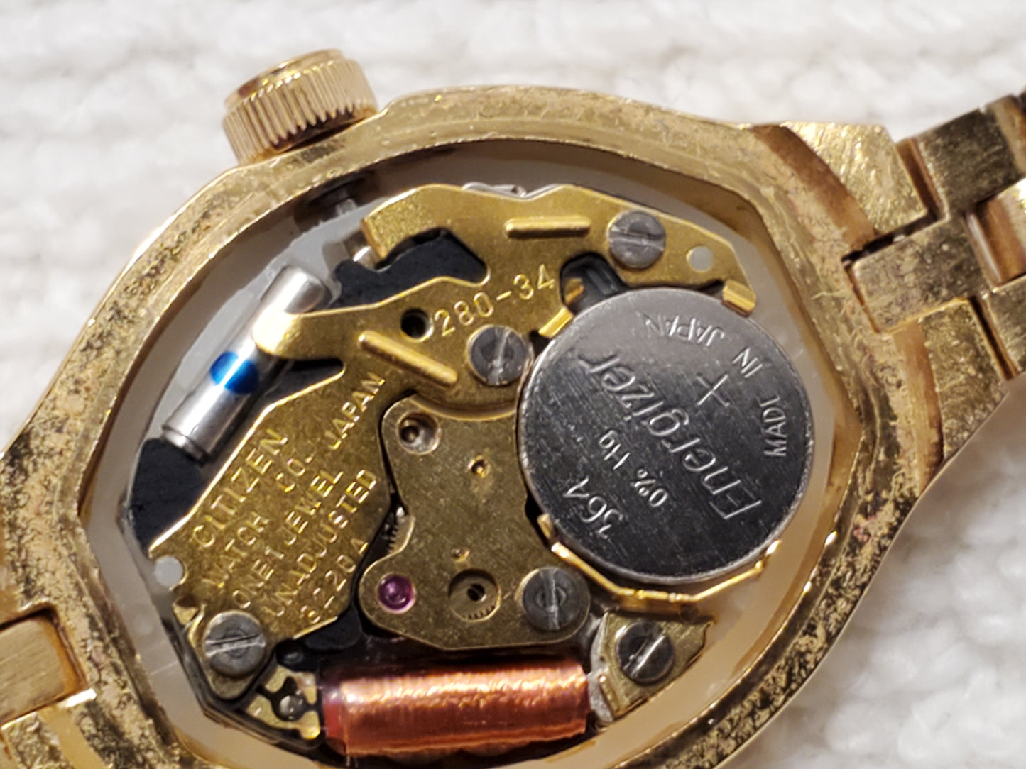 Vintage 1980's Citizen CQ Women's Gold Tone Quartz Petite Watch One Jewel
