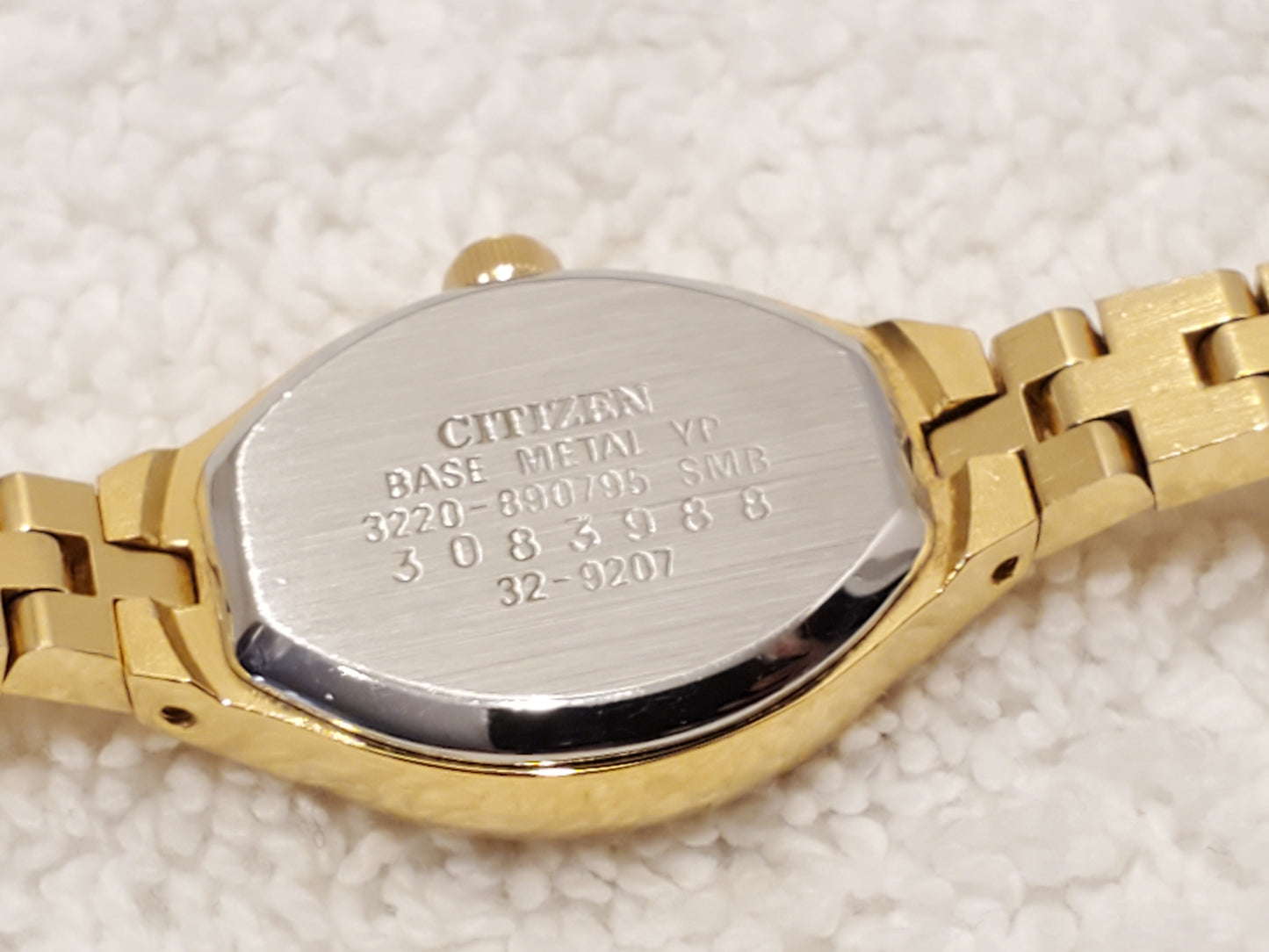 Vintage 1980's Citizen CQ Women's Gold Tone Quartz Petite Watch One Jewel