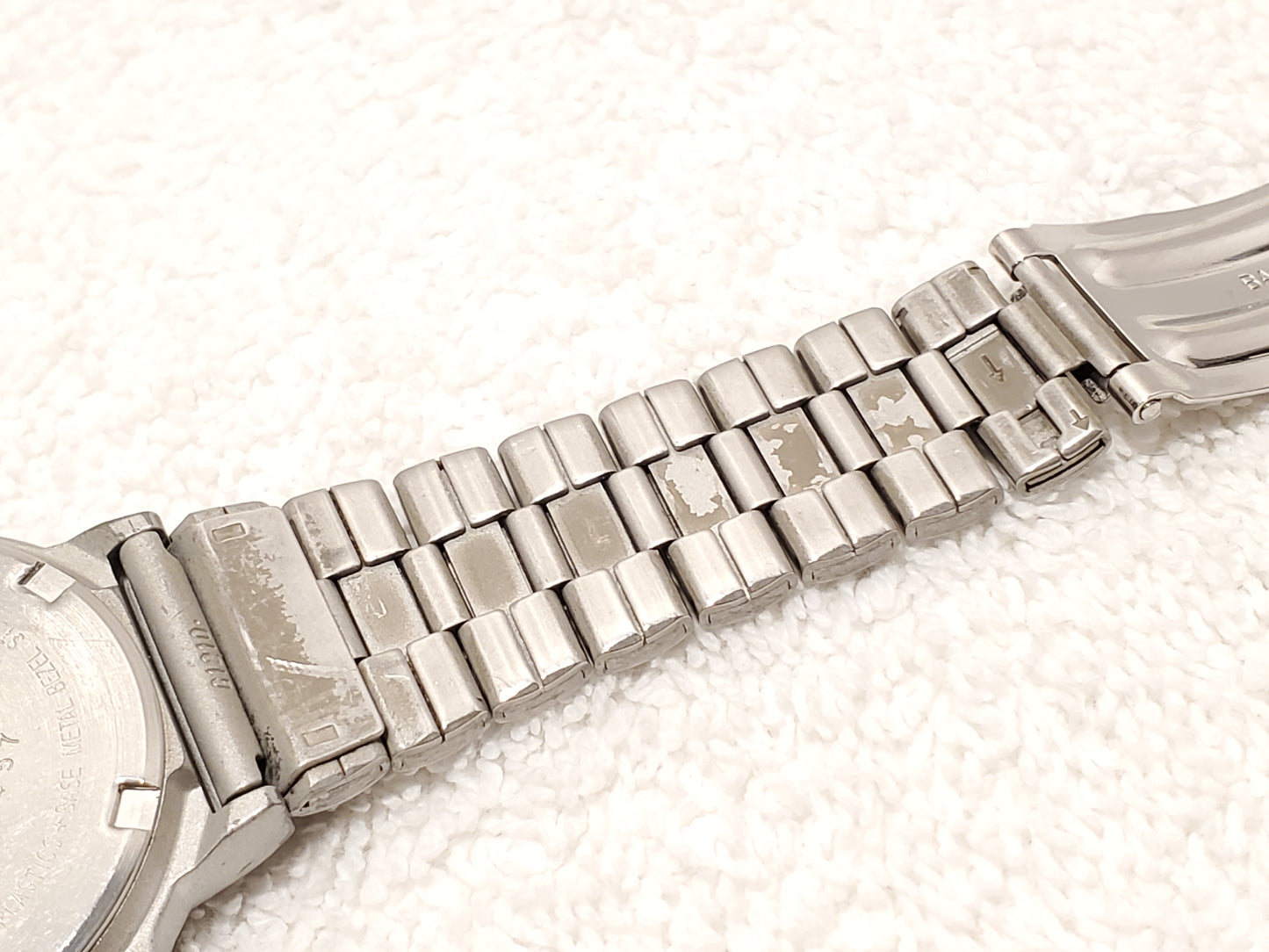 Vintage Seiko Sports 100 Men's Day Date Quartz Watch Grey Dial Three Jewels