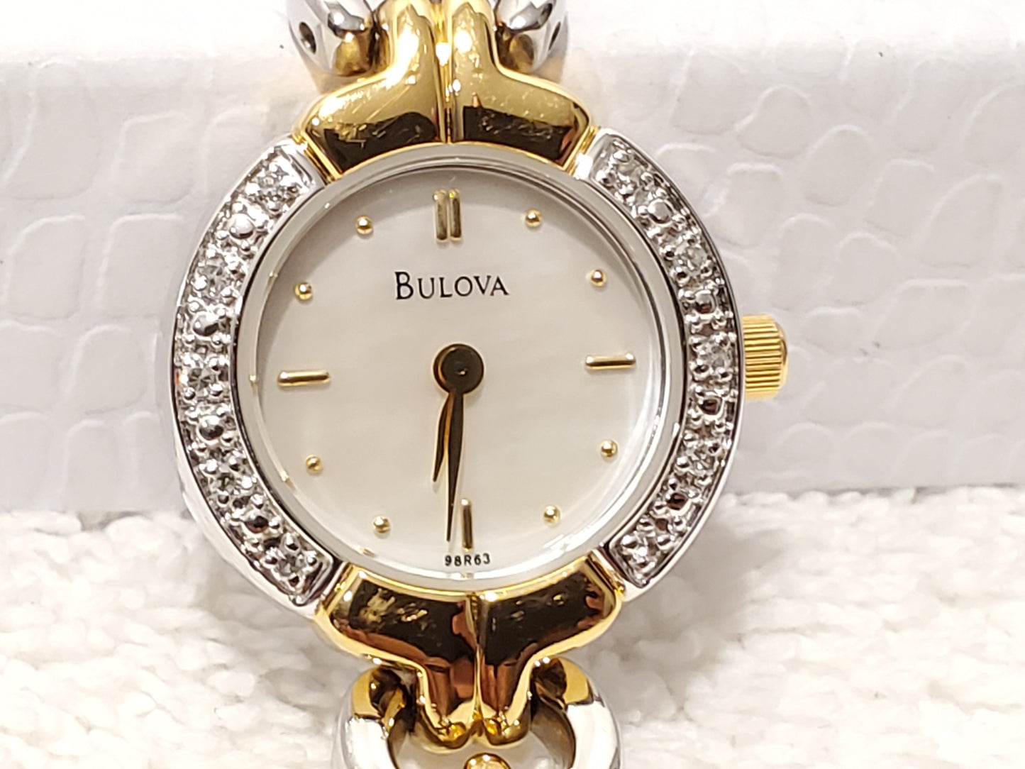 Vintage Bulova Women's Quartz Watch Gold Tone Mother Pearl Dial Diamonds Bezel Stainless Steel