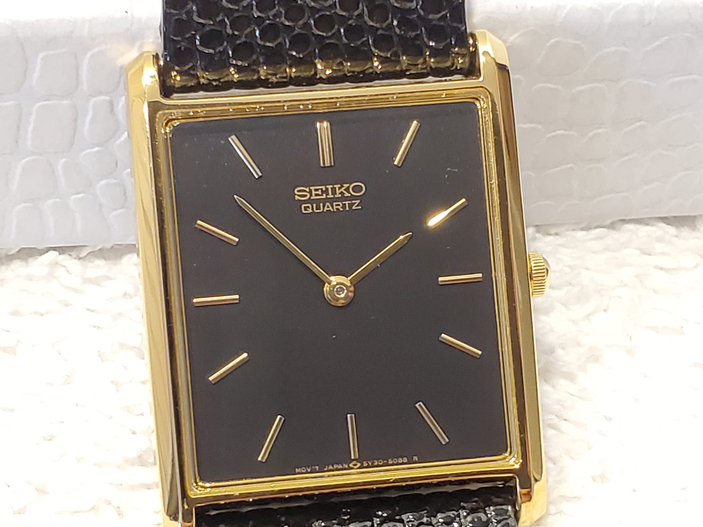 Vintage 1990's Seiko Women's Tank Quartz Watch One Jewel Black Dial Calfskin Strap Gold Tone