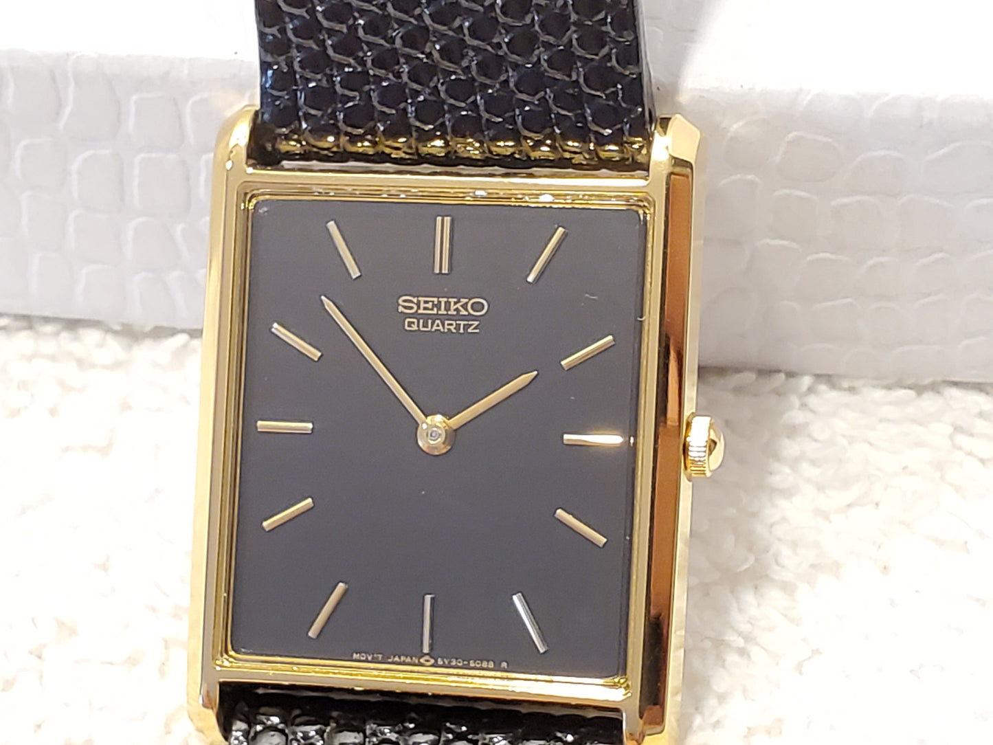 Vintage 1990's Seiko Women's Tank Quartz Watch One Jewel Black Dial Calfskin Strap Gold Tone