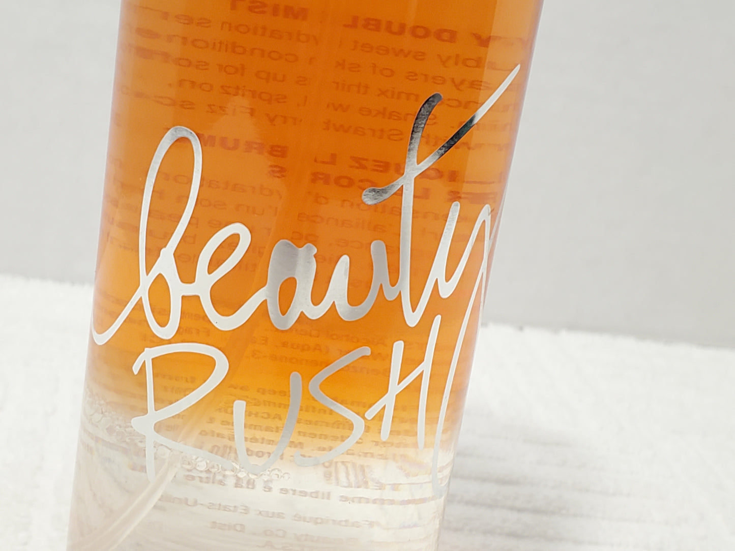 Victoria's Secret Beauty Rush Strawberry Fizz Women's Body Mist 8.4 oz Bottle Spray