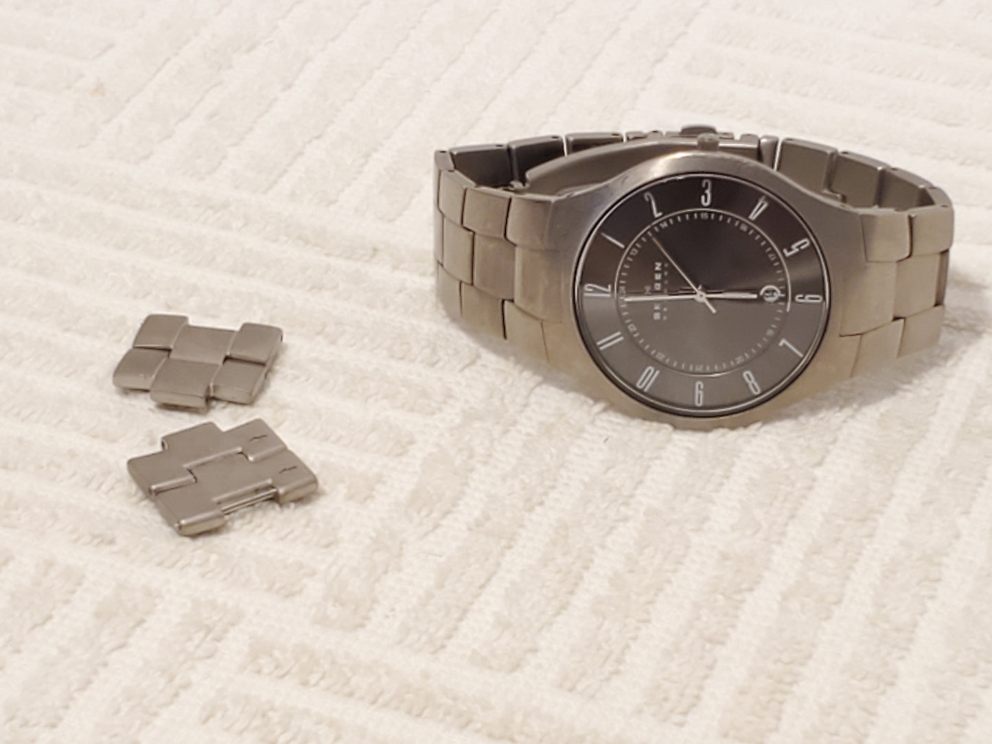 Skagen Denmark Grenen Men's Grey Titanium Date Quartz Watch Black Dial 801XLTXM
