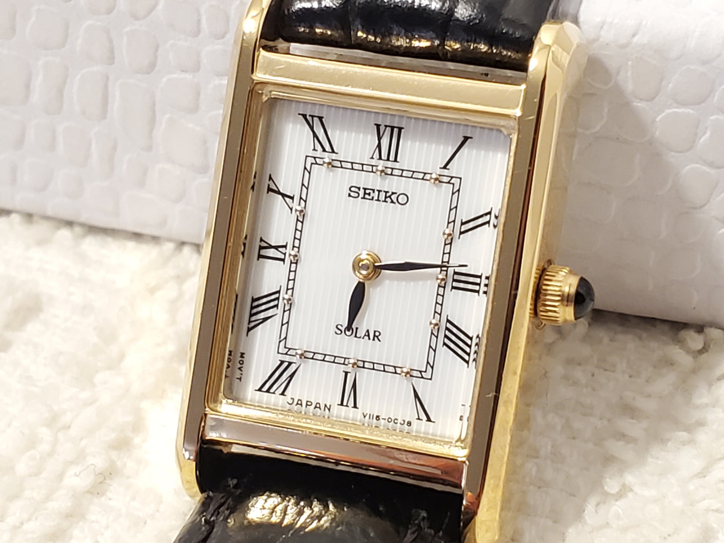 Vintage Seiko Solar Tank Women's Gold Tone Watch Leather Strap Roman Numerals