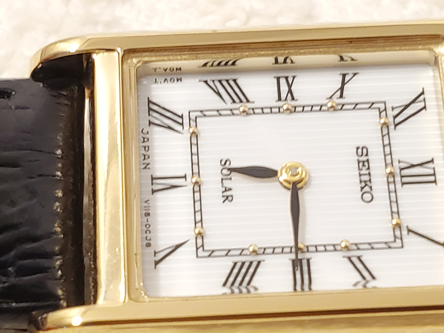 Vintage Seiko Solar Tank Women's Gold Tone Watch Leather Strap Roman Numerals
