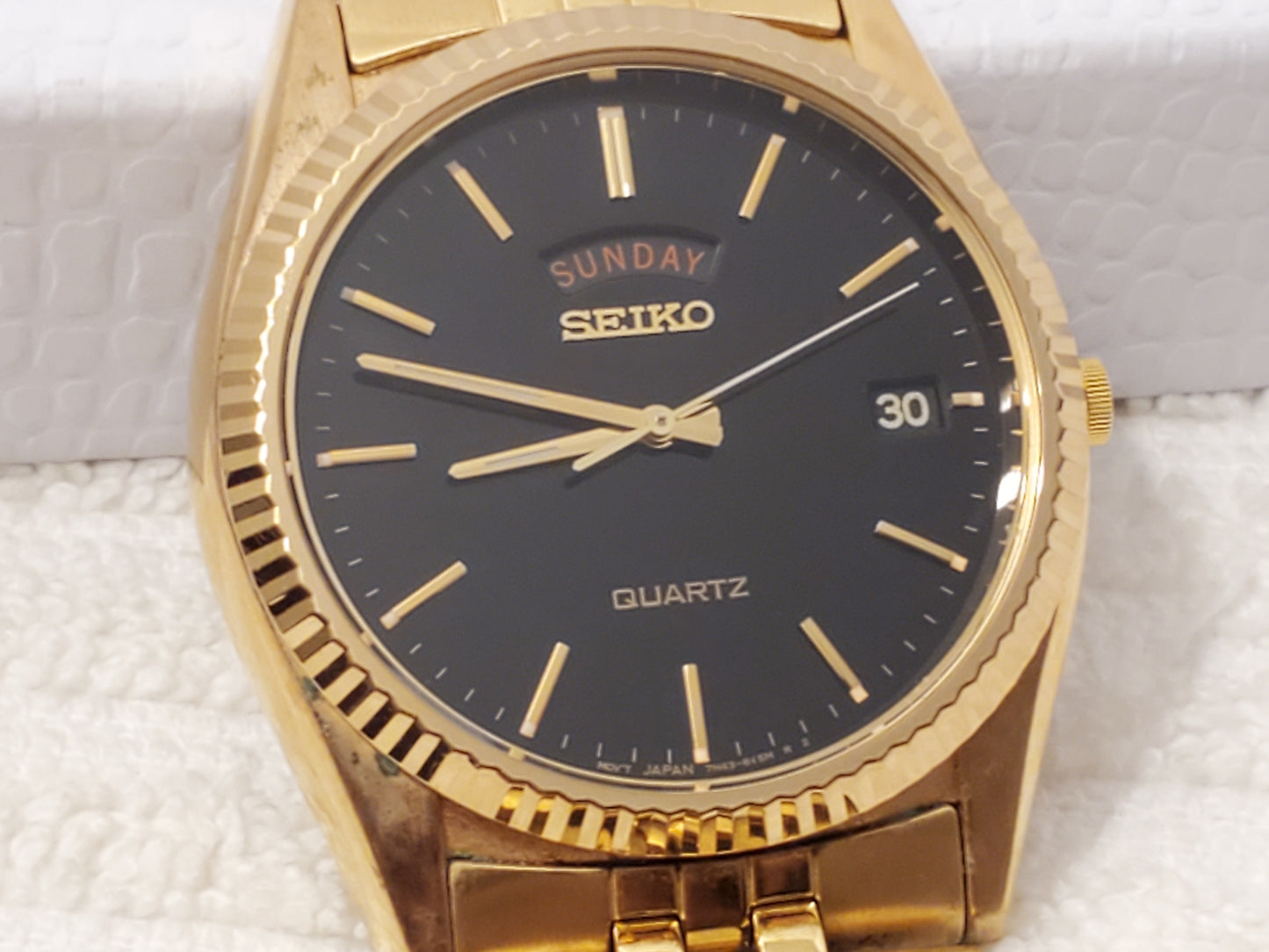 Vintage Seiko Men's Presidential Day Date Quartz Watch Black Dial Gold Tone SS