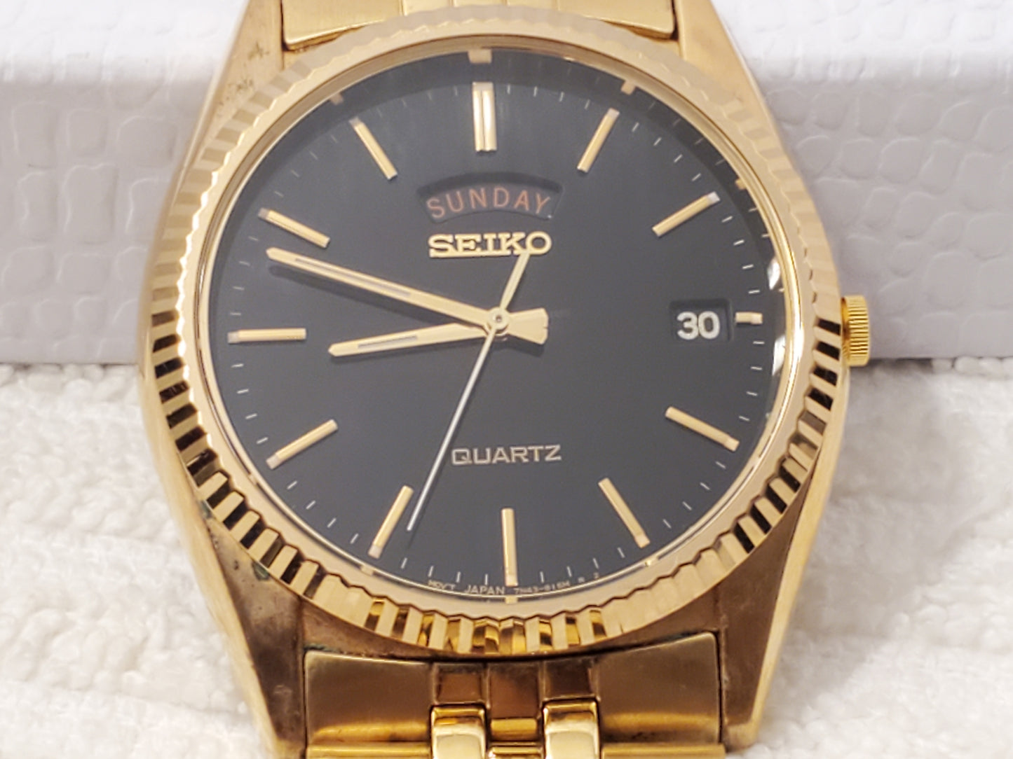 Vintage Seiko Men's Presidential Day Date Quartz Watch Black Dial Gold Tone SS