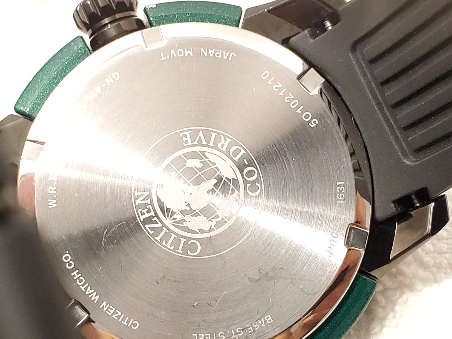 Citizen Eco Drive Men's Date Watch Metallic Green Stainless Steel WR 100 Meters