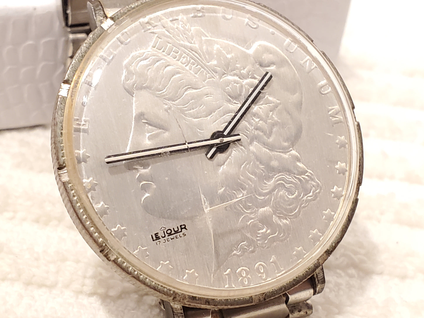 Vintage Le Jour 1891 Genuine Silver Dollar Coin Watch Seventeen Jewels Stainless Steel
