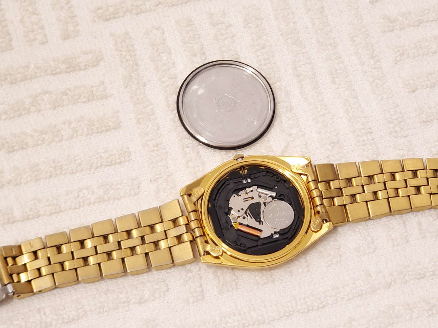 Vintage Seiko Day Date Mens Presidential Quartz Watch Stainless Steel Gold Tone