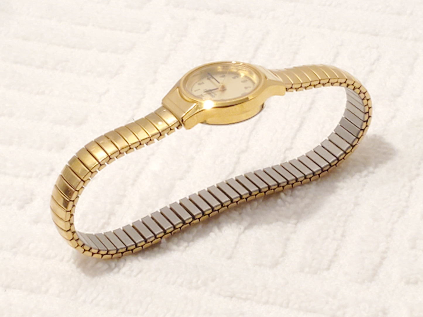 Vintage Caravelle by Bulova Women's Watch Gold Tone Flex Band Stainless Steel