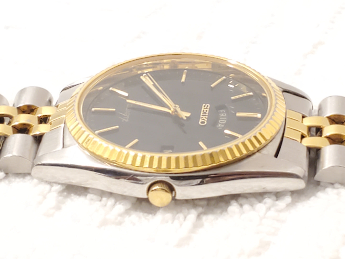 Vintage Seiko Day Date Mens Presidential Quartz Watch Stainless Steel Black Dial