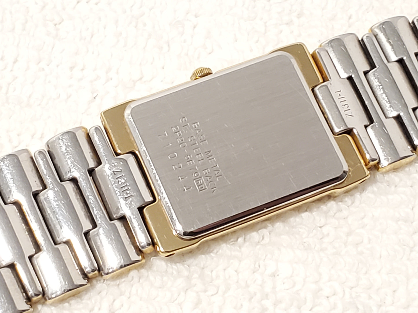Vintage Seiko Women's Quartz Tank Watch Gold Tone Stainless Steel Two Jewels