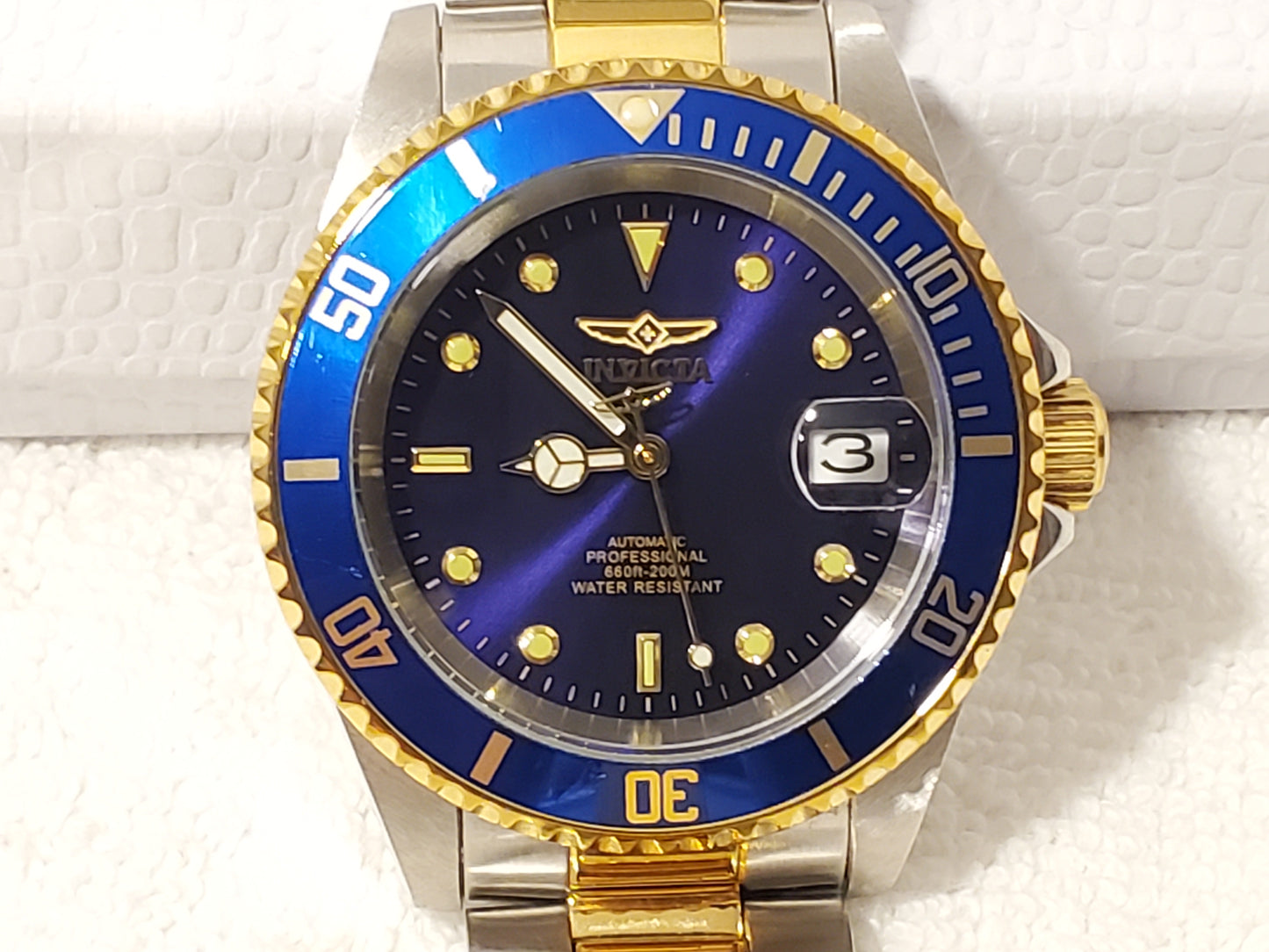 Invicta Automatic Men's Date Watch Twenty Four Jewels Stainless Steel Gold Tone Purple Dial