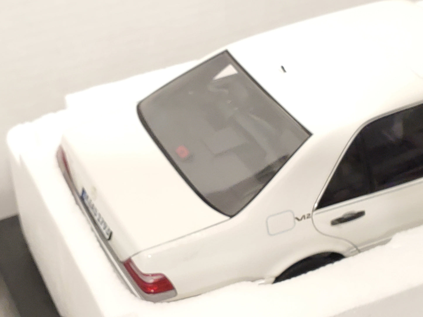 Vintage Norev 1997 Mercedes Benz S 600 White Diecast Car 1:18 Scale High Quality