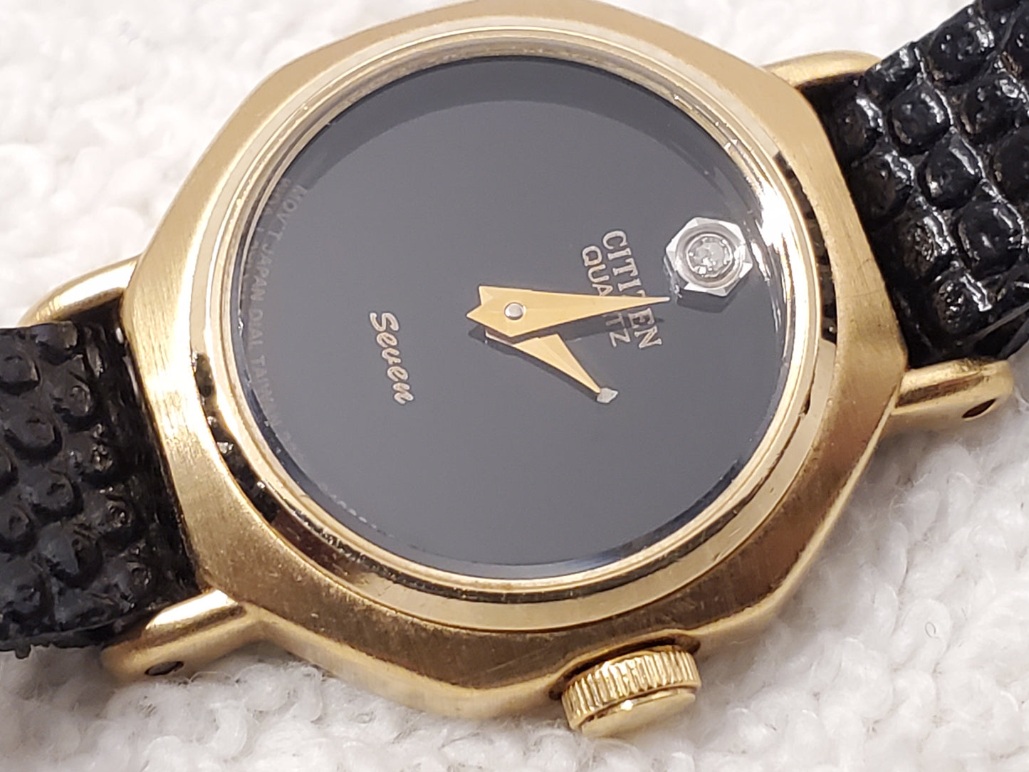 Vintage Citizen Women's Black Dial Diamond Watch Gold Tone Leather Band 2 Jewels