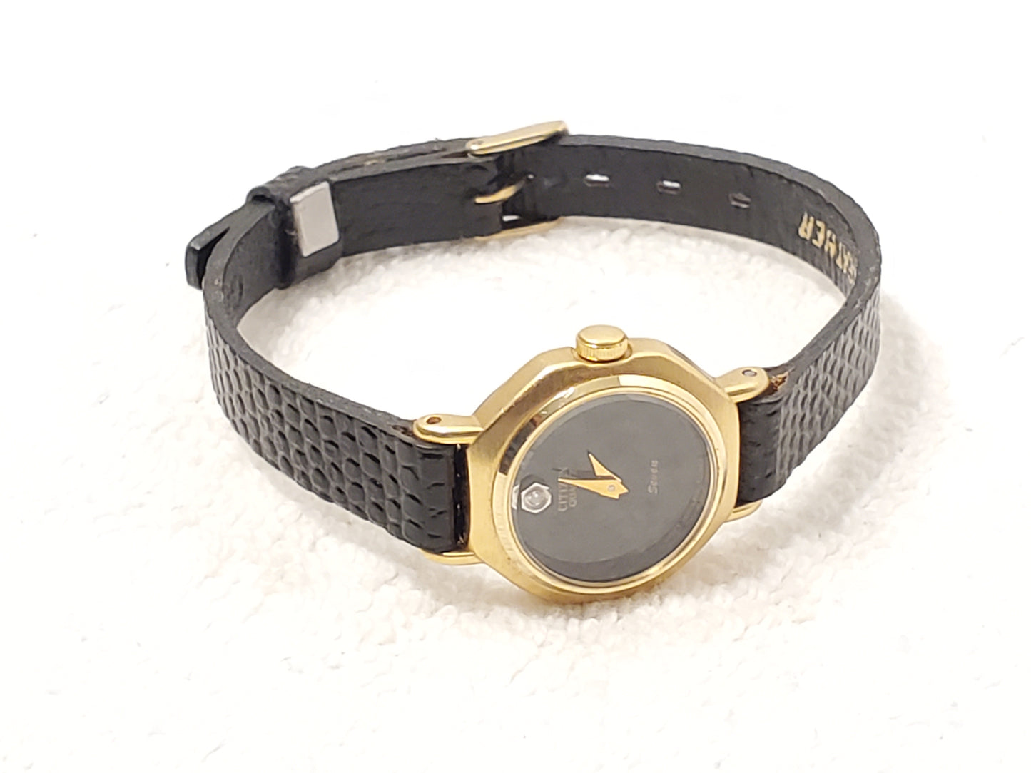 Vintage Citizen Women's Black Dial Diamond Watch Gold Tone Leather Band 2 Jewels