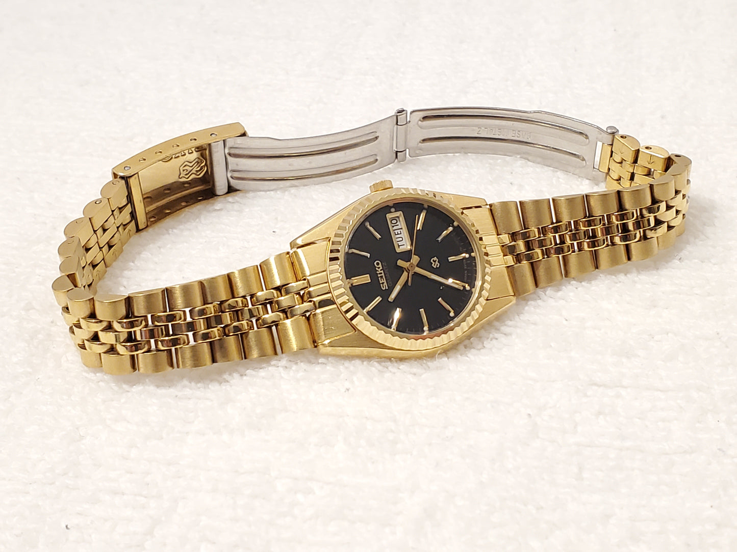 Vintage Seiko SQ Women's Gold Tone Quartz Watch Day Date Black Dial One Jewel Presidential