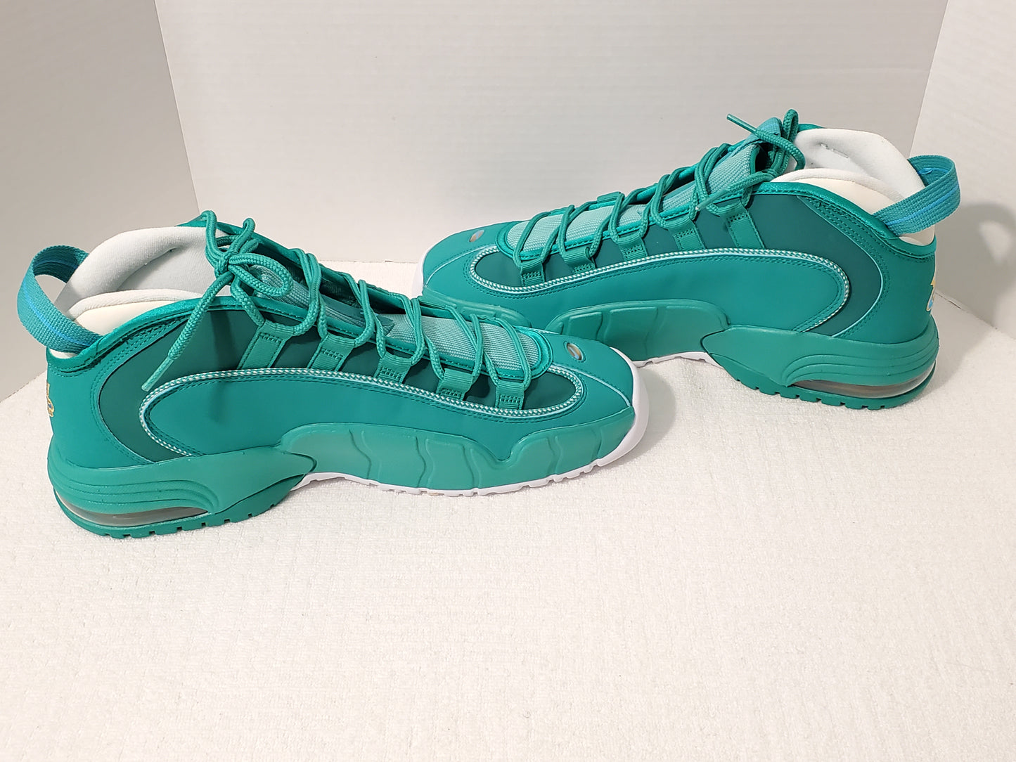 Nike Air Max Penny Men's Stadium Green White Metallic Gold Sneakers Size 13