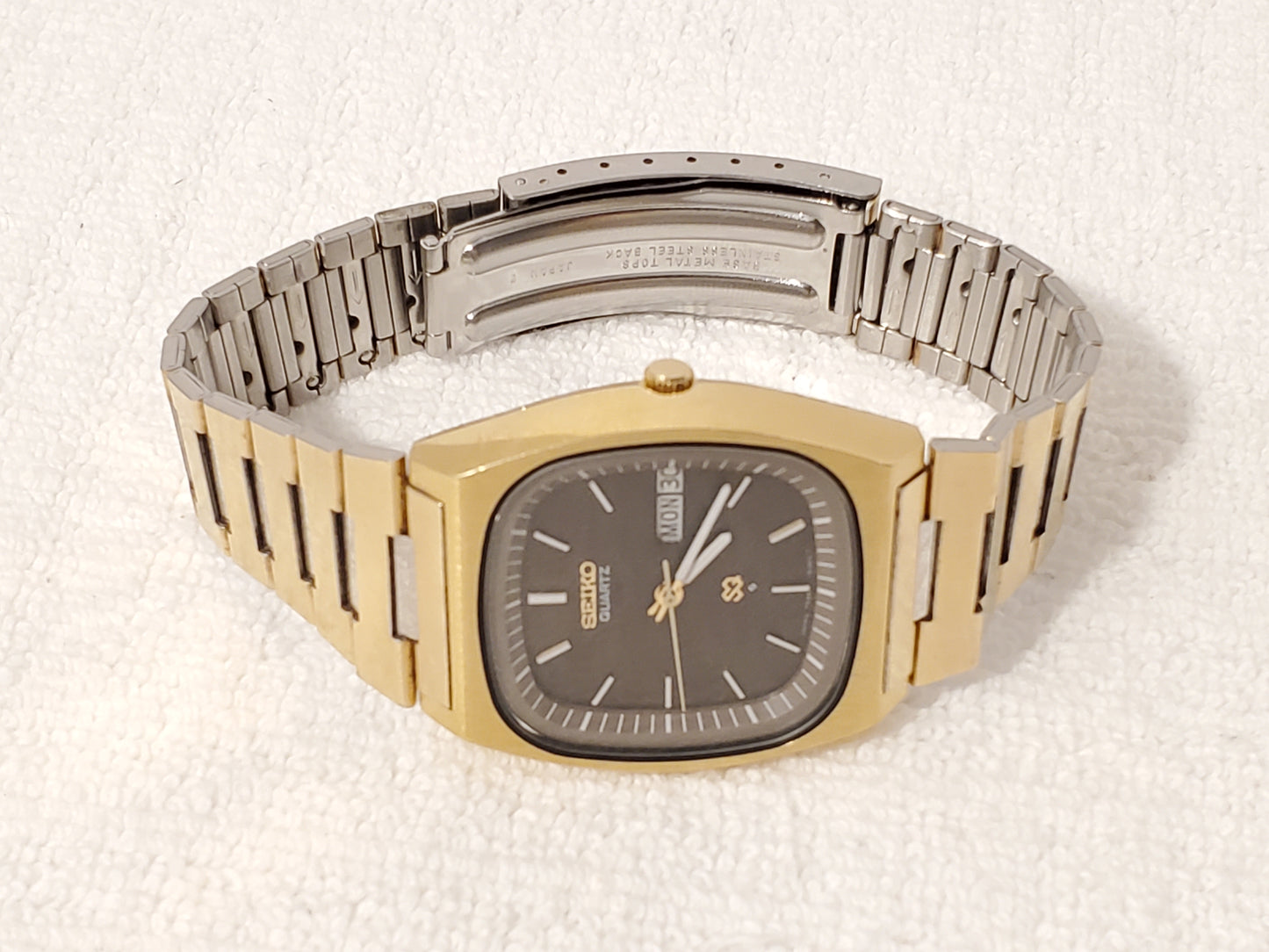 Vintage Seiko Men's Day Date Watch Brown Dial Stainless Steel 4 Jewels Gold Tone