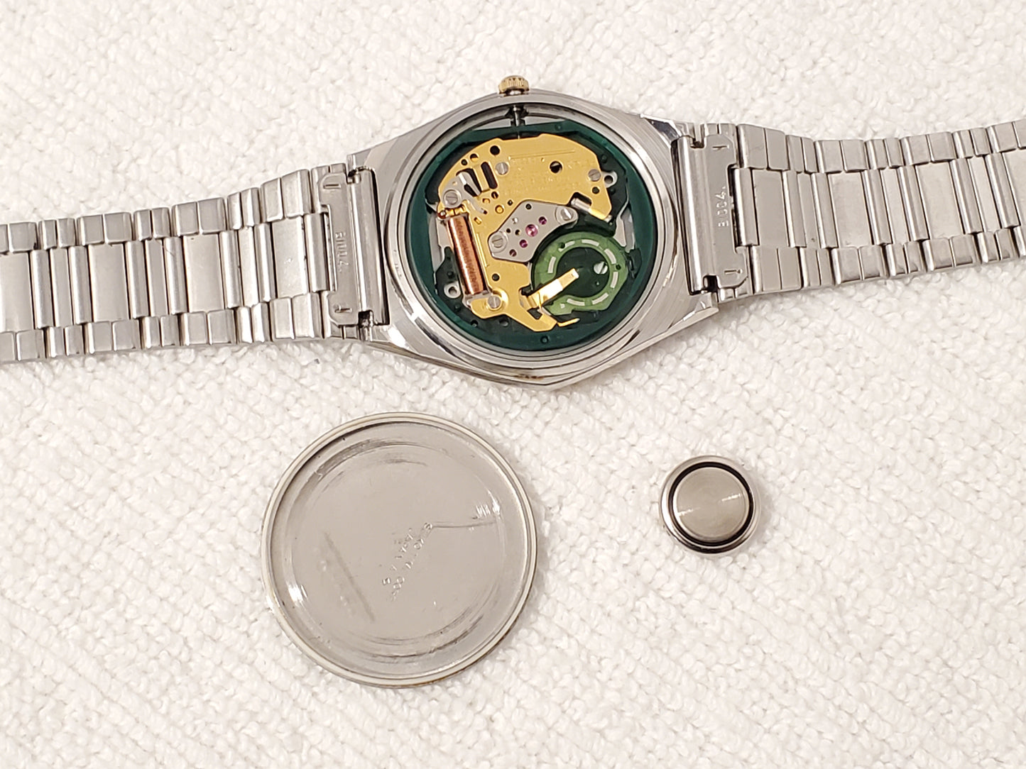 Vintage Seiko SQ Men's Stainless Steel Silver Dial Watch Day Date Five Jewels