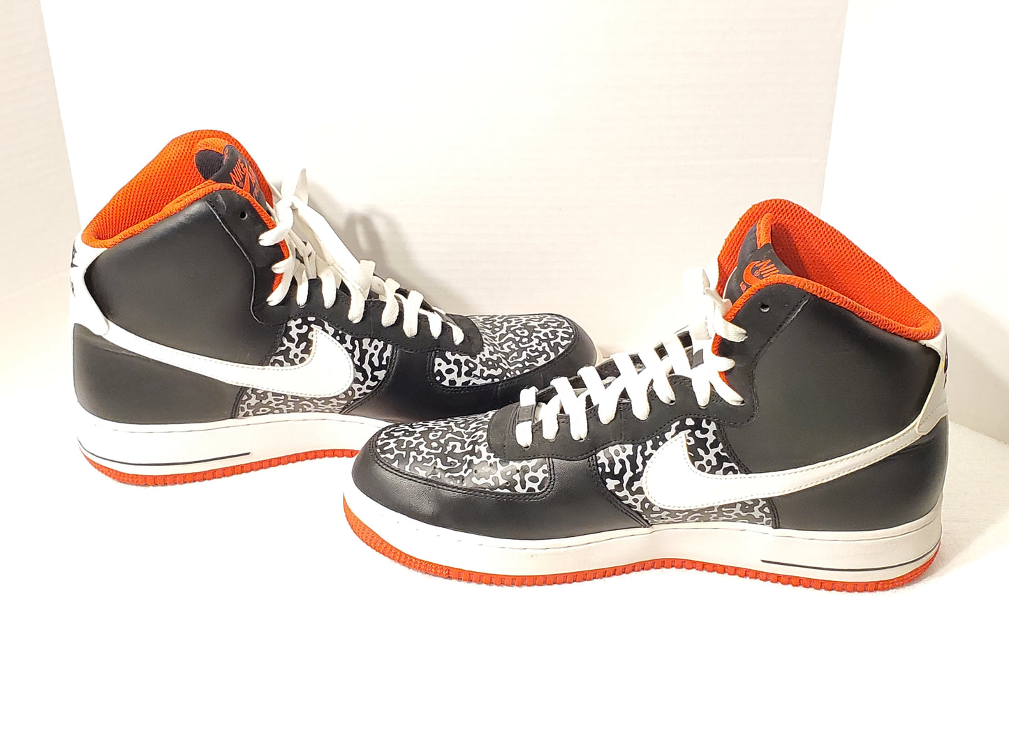 Nike Air Force 1 High Top Men's Sneakers Size 13 Poison Dart Frog White Black