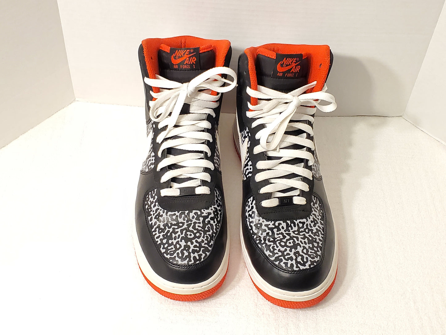 Nike Air Force 1 High Top Men's Sneakers Size 13 Poison Dart Frog White Black