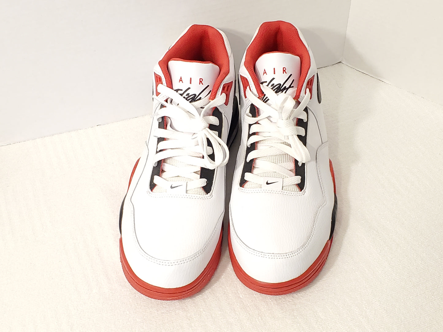 Nike Air Flight Legacy Men's Sneaker's Basketball Red White Black Size 13 New