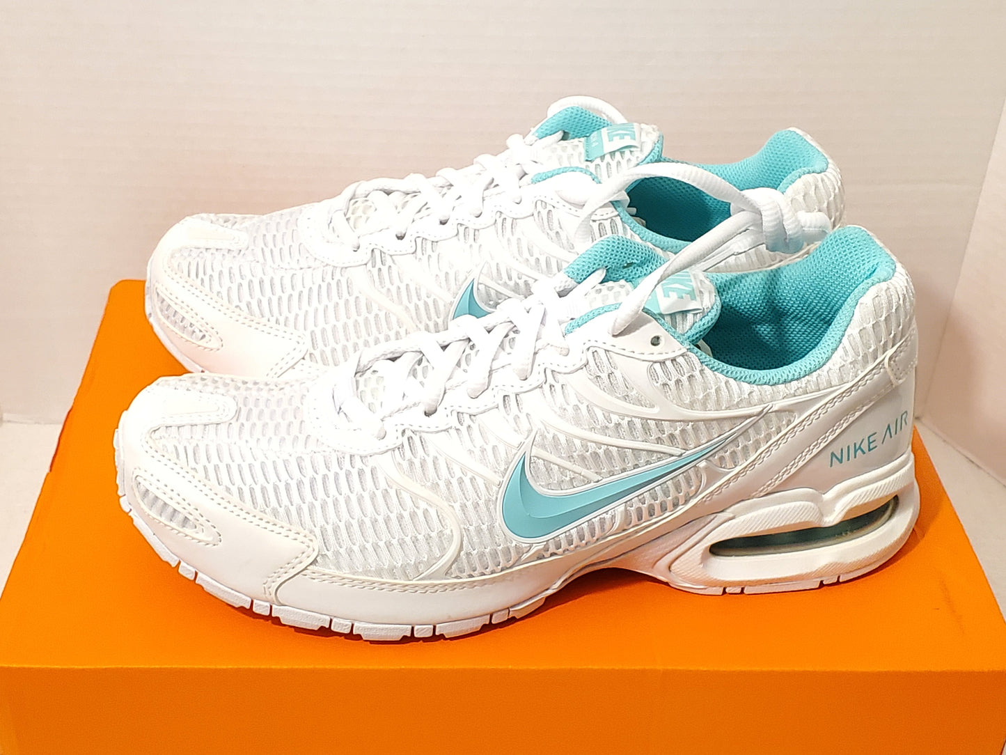 Nike Women's Air Max Torch 4 IV Running Shoes Sneakers White Blue Size 9.5 New