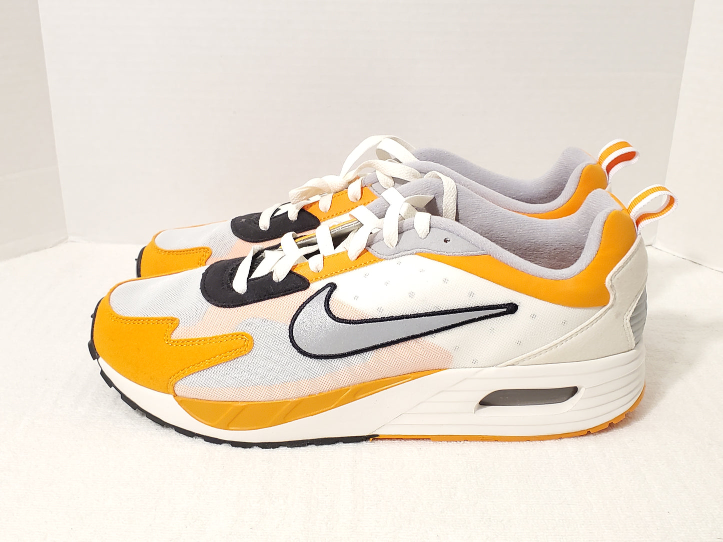 Nike Tennessee Air Max Solo Men's Sneaker FZ4841-001 Orange Black Gray White New