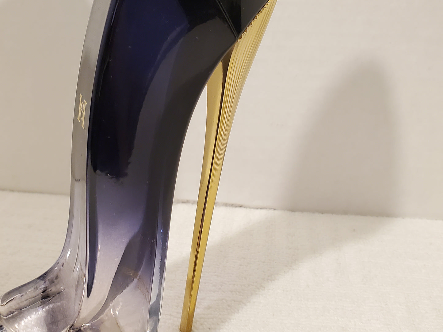Good Girl Legere by Carolina Herrera Women's Eau de Parfum Spray 2.7 oz Perfume