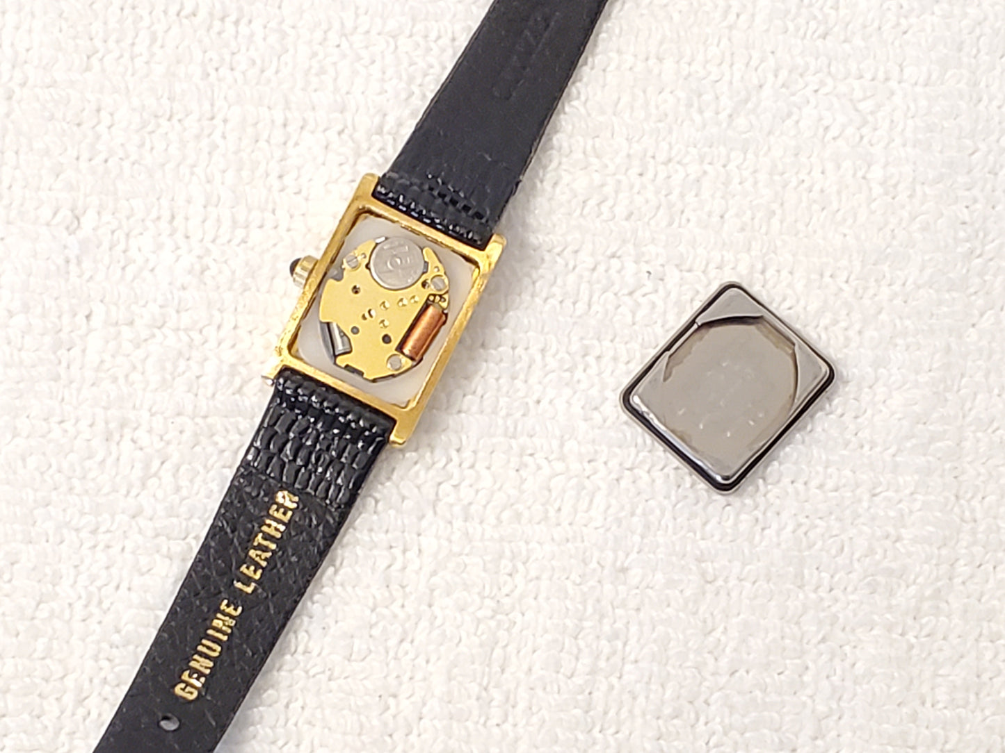 Vintage Citizen CQ Women Tank Quartz Watch 10K Gold 3 Diamonds Charm Black Dial