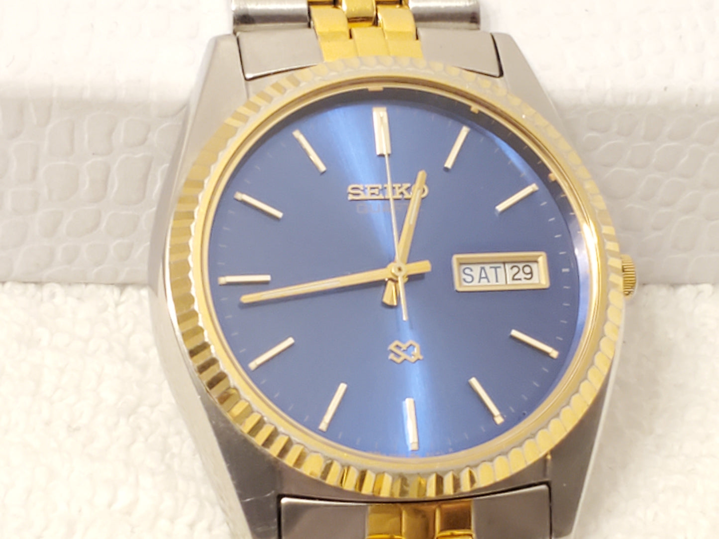 Vintage Seiko SQ Presidential Date Day Men's Gold Tone Watch One Jewel S Steel