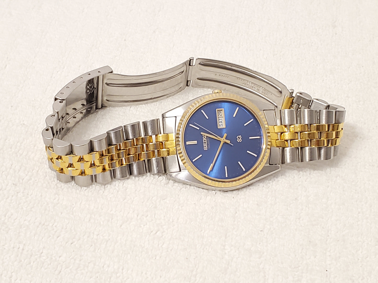 Vintage Seiko SQ Presidential Date Day Men's Gold Tone Watch One Jewel S Steel