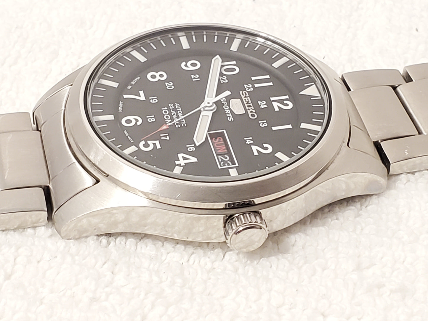 Seiko 5 Sports Military Men's Black Dial Automatic Watch Day Date 23 Jewels 100M