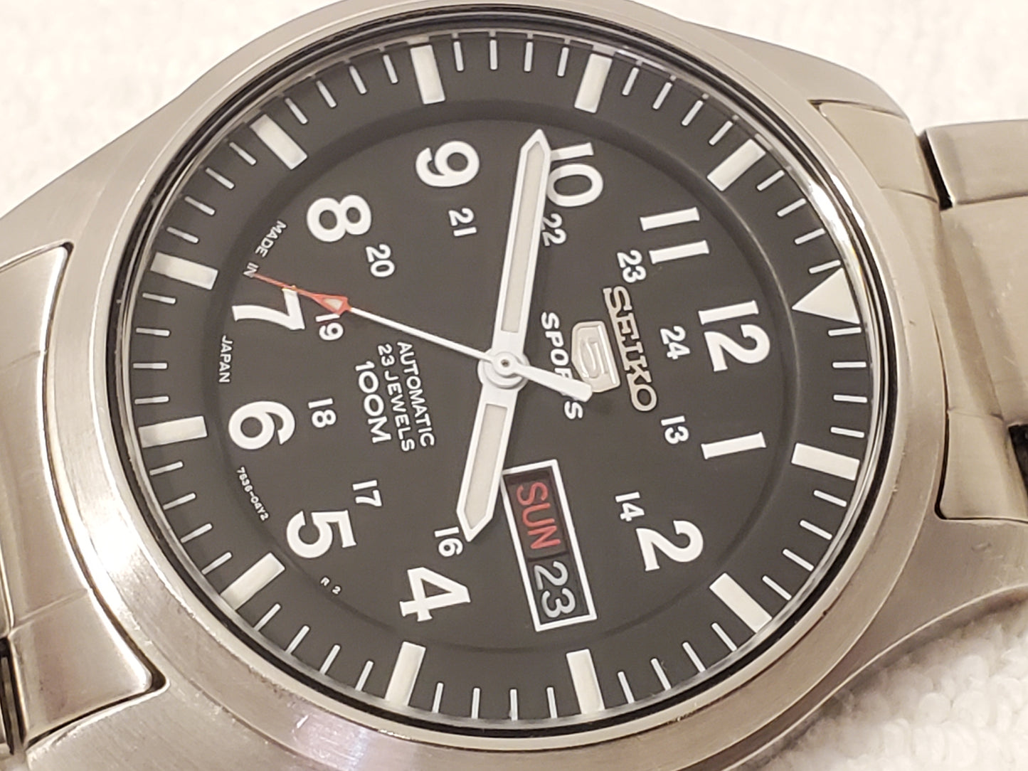 Seiko 5 Sports Military Men's Black Dial Automatic Watch Day Date 23 Jewels 100M