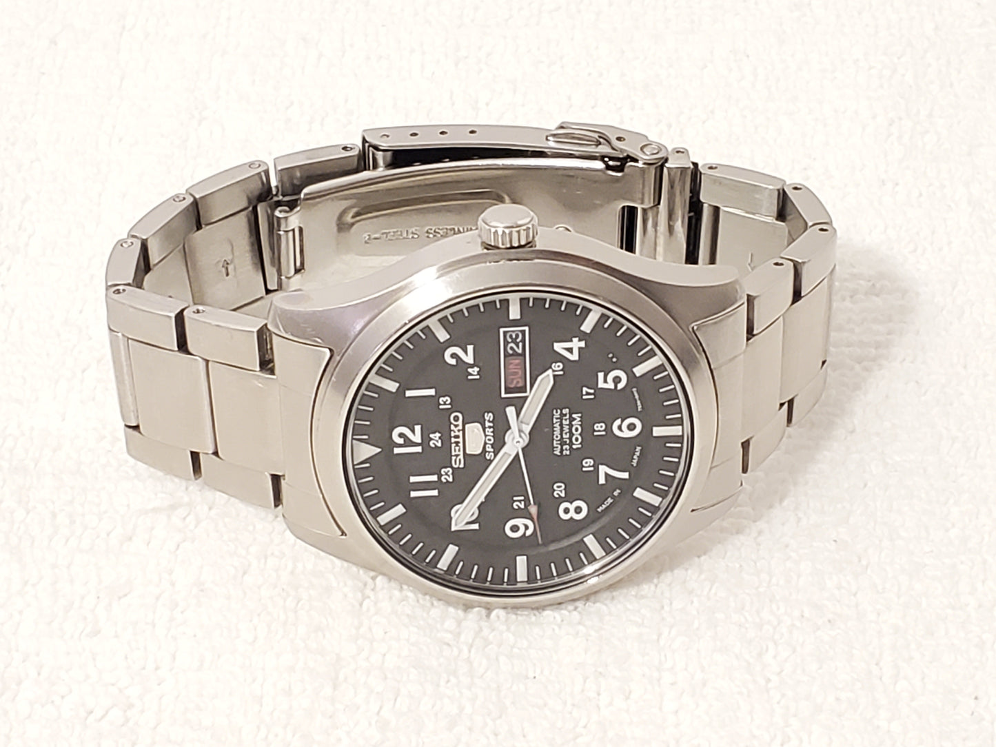 Seiko 5 Sports Military Men's Black Dial Automatic Watch Day Date 23 Jewels 100M