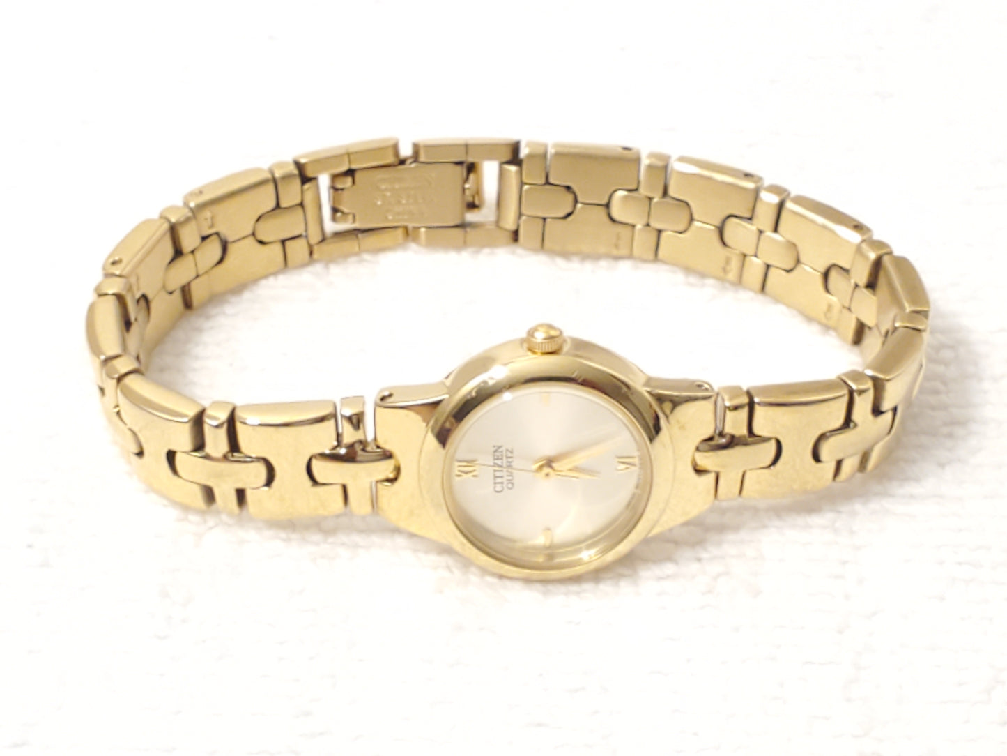 Vintage Citizen Women Gold Tone Stainless Steel Watch Silver Dial Roman Numeral