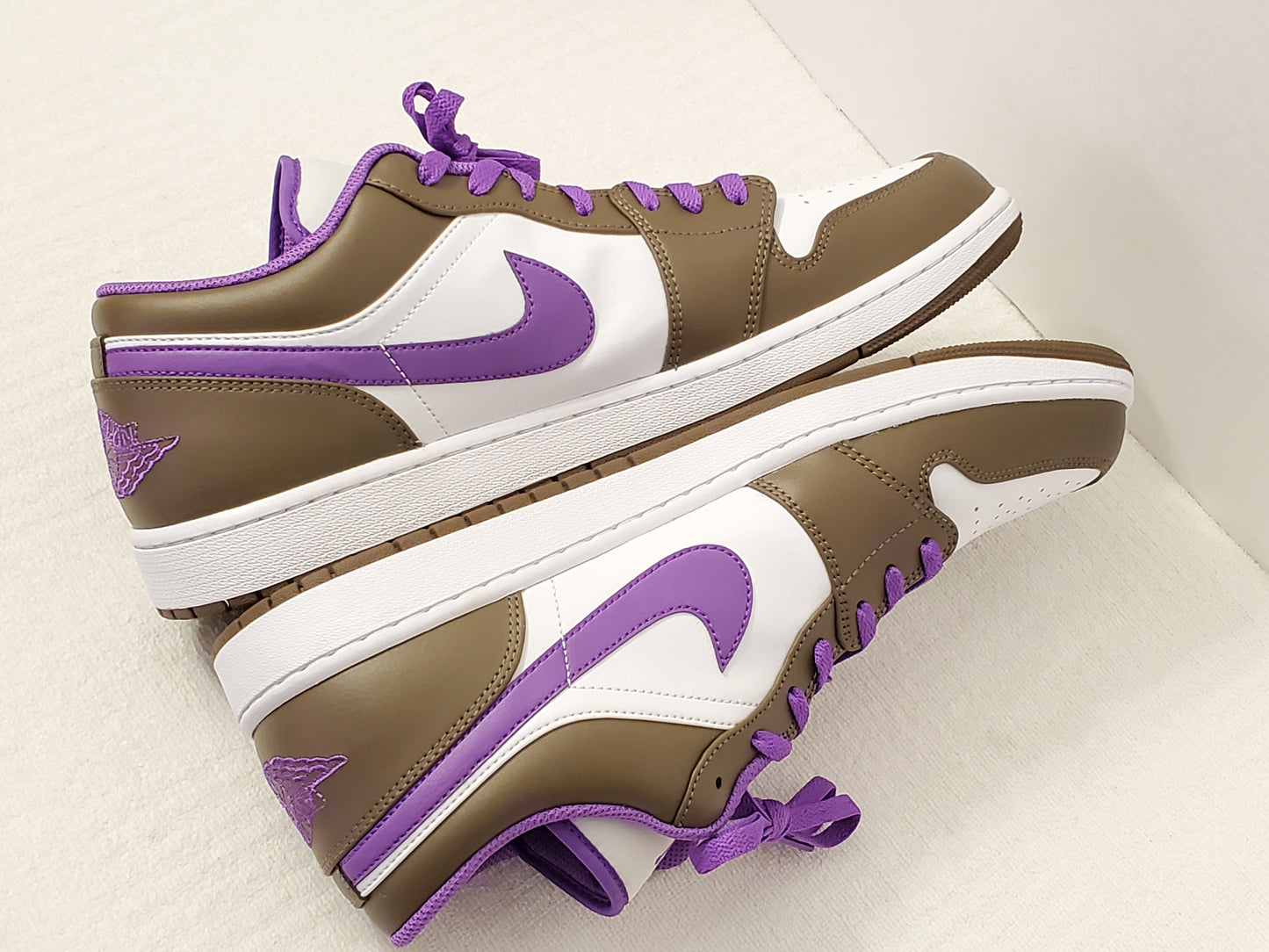 Nike Air Jordan 1 Low Top Palomino Purple Mocha Men’s Size 15 Sneakers