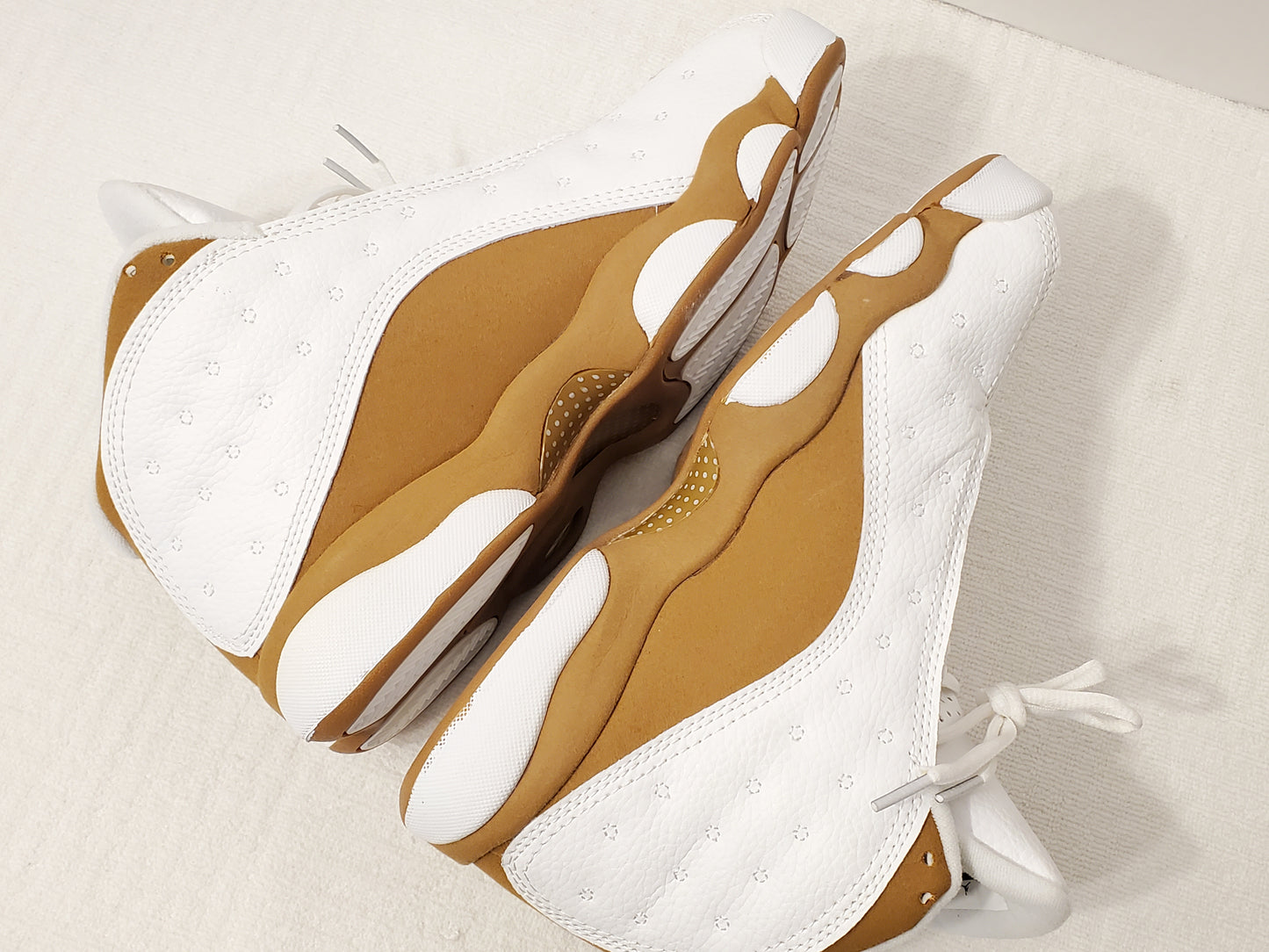 Nike Air Jordan 13 Retro 2016 Wheat White Women's Size 7 Lace Up High Top
