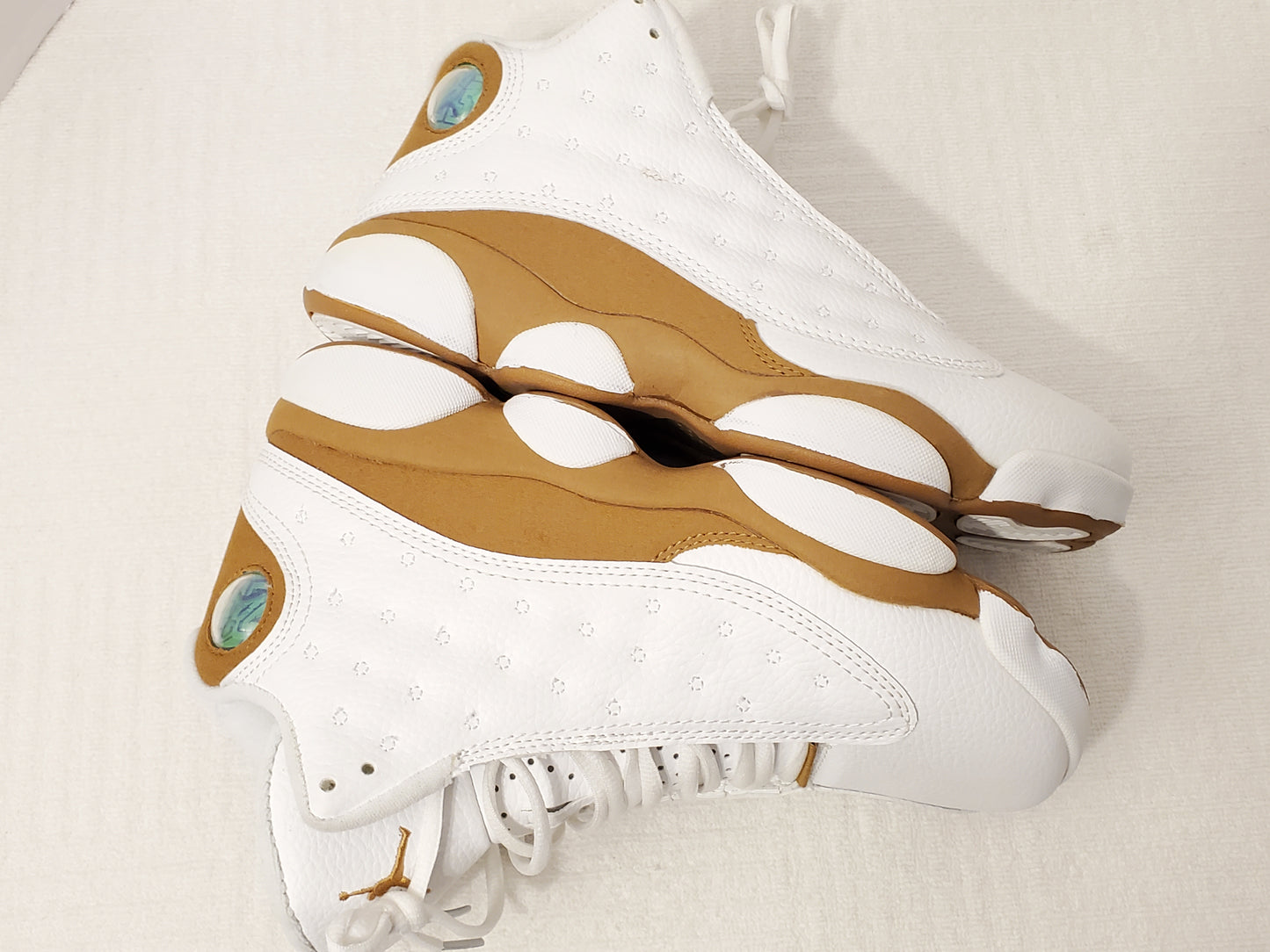 Nike Air Jordan 13 Retro 2016 Wheat White Women's Size 7 Lace Up High Top
