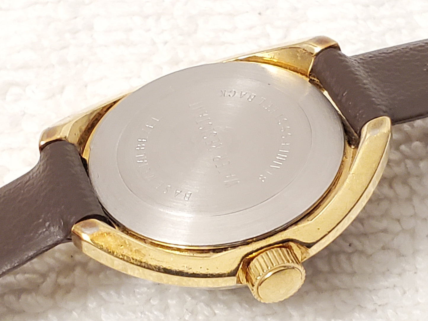 Vintage Timex Gold Plated Wind Up Analog Women's Watch Brown Dial Plastic Strap