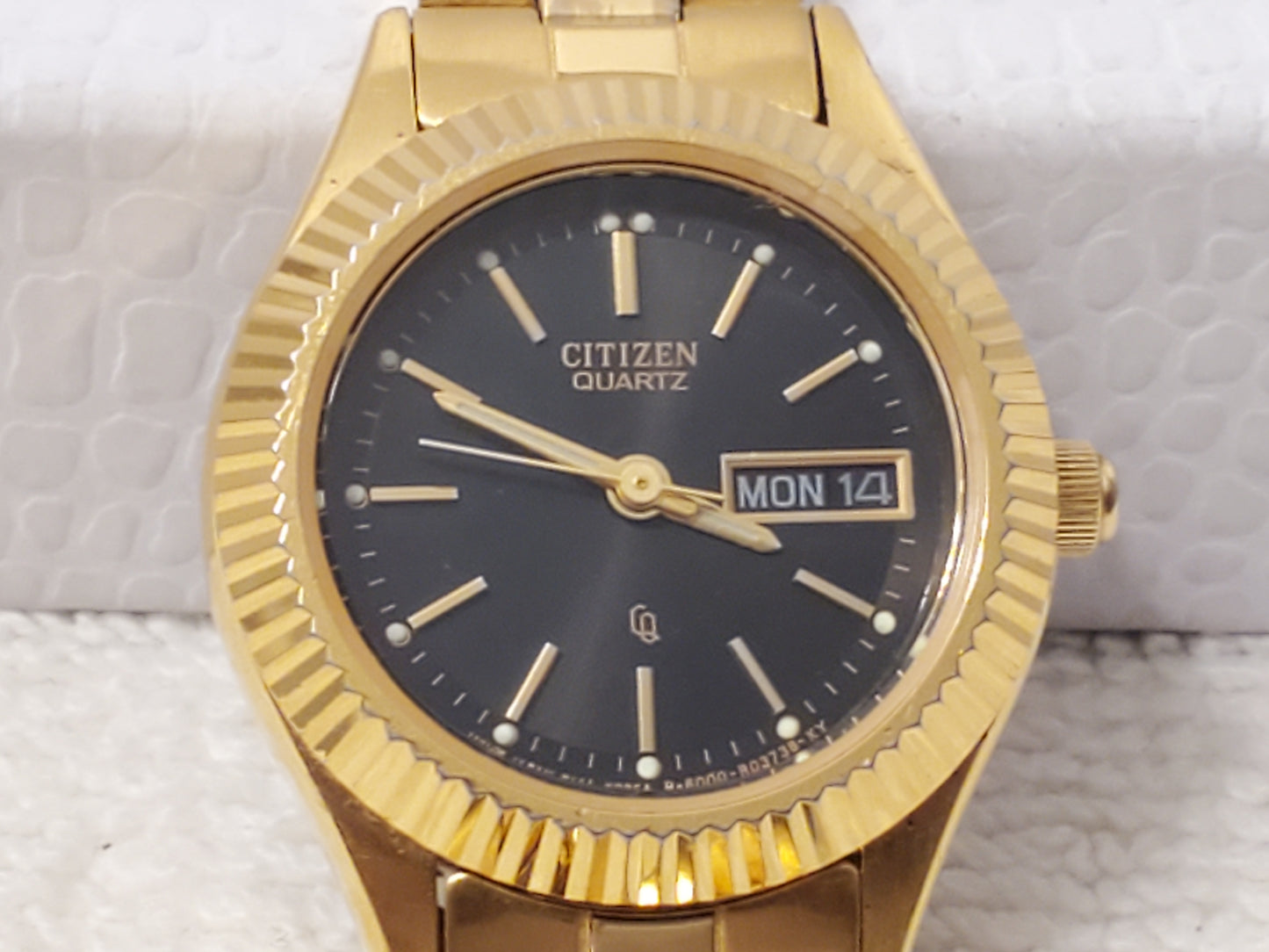 Vintage Citizen Gold Plated Tone Women's Day Date Watch Black Dial S Steel