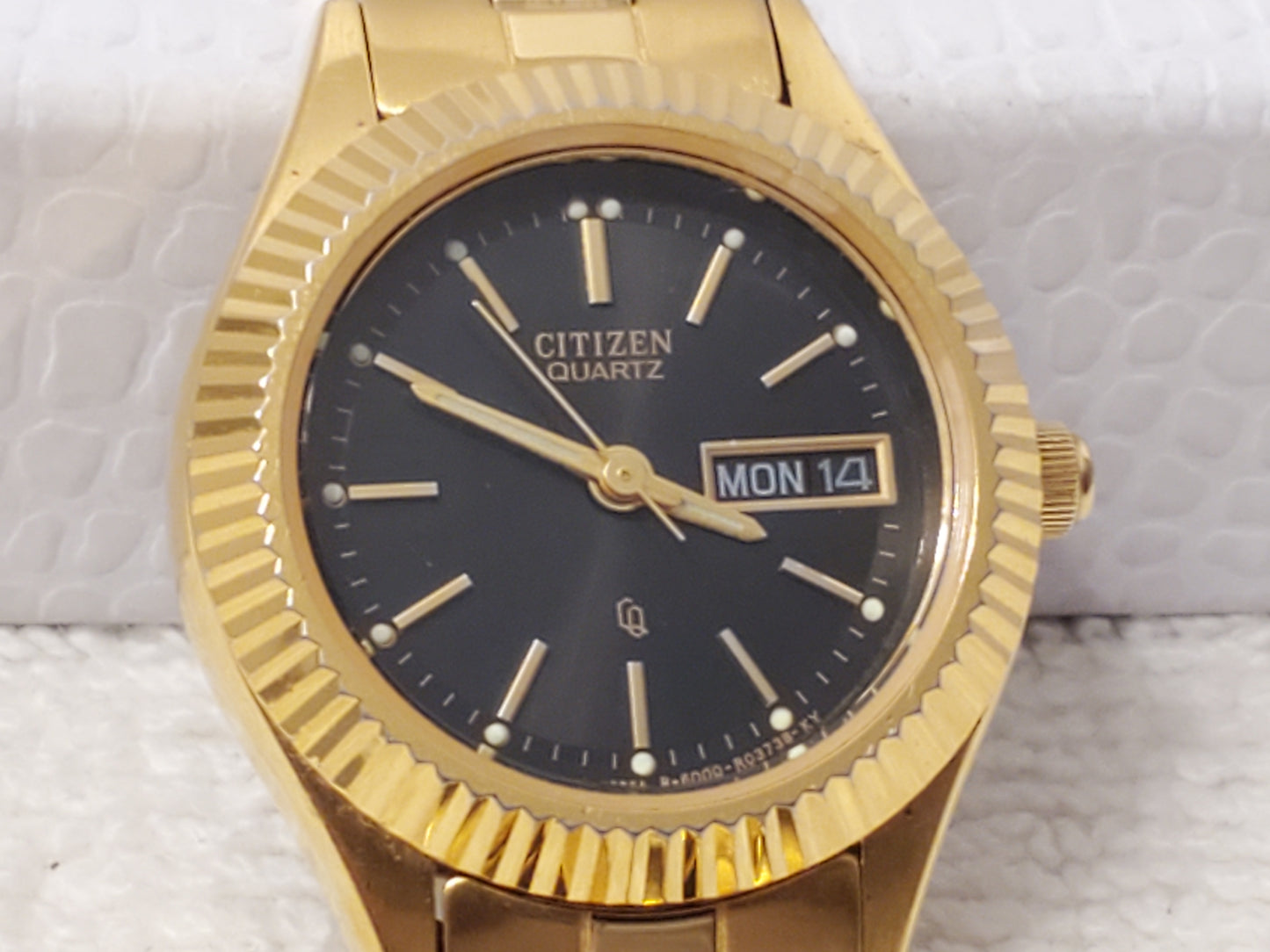 Vintage Citizen Gold Plated Tone Women's Day Date Watch Black Dial S Steel